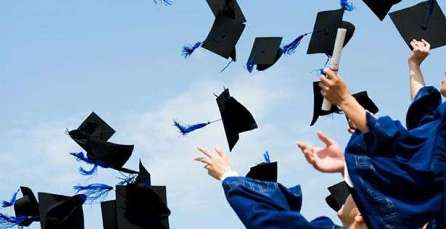 الحكومة المغربية تزيد عدد المنح الدراسية للطلبة الفلسطينيين