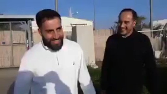 إبعاد أسير من العيسوية لأريحا منعاً للاحتفال بالإفراج عنه