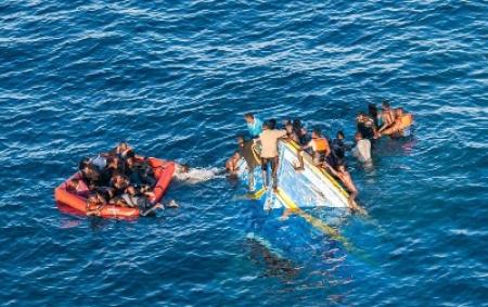 مصرع 12 مهاجراً قبالة السواحل التركية