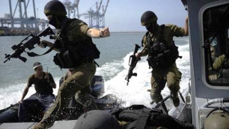 بحرية الاحتلال تعتقل 5 صيادين قبالة شواطئ غزة