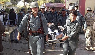 قتلى وجرحى في هجوم تفجيري على مركز شرطة في جلال آباد الأفغانية 
