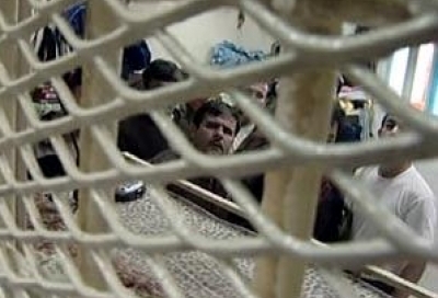 أسيران يدخلان أعواماً جديدة داخل معتقلات الاحتلال