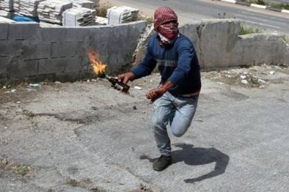 إصابة جندي بزجاجة مولوتوف بمواجهات في القدس المحتلة