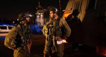 الخليل.. مقاومون يستهدفون قوة للاحتلال