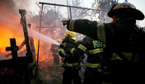 جنين.. الدفاع المدني يعمل على إخماد حريق منذ أكثر من 3 ساعات