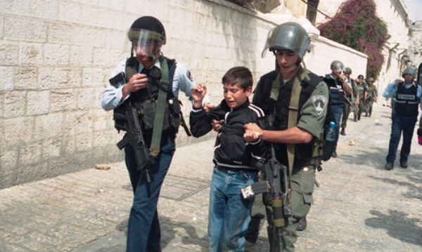 قوات الاحتلال تعتقل 6 مواطنين بينهم أطفال في القدس