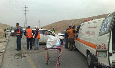 وفاة مواطن وإصابة طفل بحادث سير في الخليل