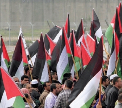 مسيرة تضامنية مع الأسرى في مدينة غزة