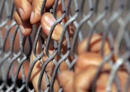 نقل عدد آخر من المضربين للعناية المكثفة وتحذيرات من إهمال قضيتهم