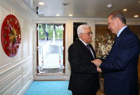 عباس يلتقي أردوغان في أنقرة