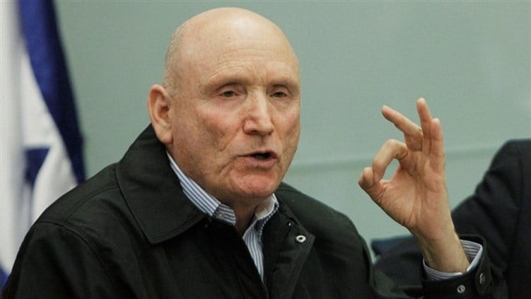 الجنرال إسحاق بريك.jpg