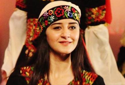 الأسيرة المحررة لينا الخطاب تدعو لدعم الأسرى المضربين