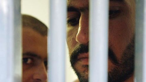 الأسرى الإداريون المضربون يناشدون المؤسسات الإعلامية