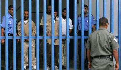 مصادر خاصة لفلسطين اليوم: الاحتلال ينوي الإفراج عن أسرى من النقب معظمهم إداريون