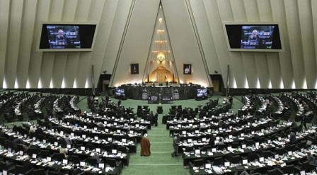 اللجنة البرلمانية الخاصة ببرنامج العمل بالاتفاق النووي تجتمع في طهران