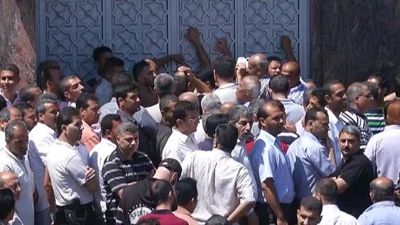 غزة.. بقية رواتب الموظفين تصرف الأسبوع المقبل