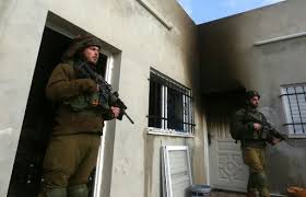 الفصائل والحكومة الفلسطينية تدين إحراق الاحتلال منزل شقيق إبراهيم دوابشة