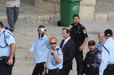فليجن يقود اقتحام الأقصى المبارك اليوم