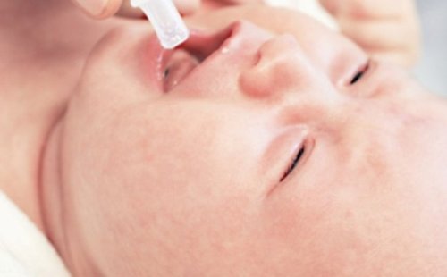 نصائح ذهبية عند إعطاء الأدوية للأطفال