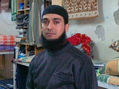 الأسير يسري المصري يهدد بالإضراب عن الطعام