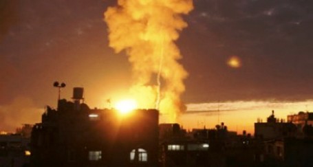 طائرات الاحتلال تقصف مناطق متفرقة من قطاع غزة