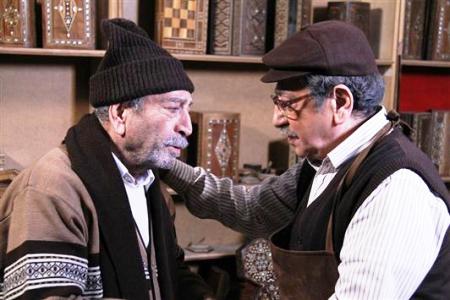 الرجل الذي يشبهنا دائماً