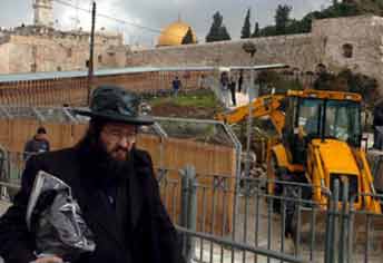 الاحتلال يدعو لنقل السفارة الأمريكية إلى القدس