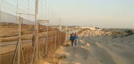 اعتقال فلسطينيين اجتازا الخط الزائل على حدود غزة‏