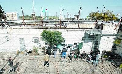 الأسير محمد حجاجرة يدخل عامًا جديدًا داخل سجون الاحتلال
