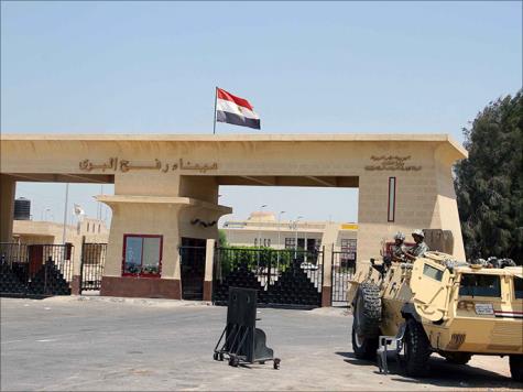السلطات المصرية تغلق معبر رفح