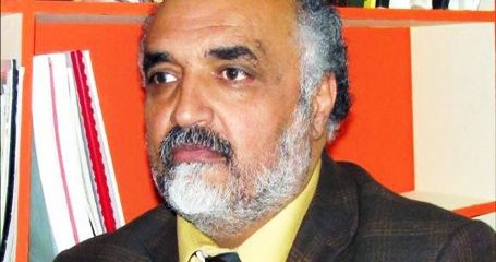 الاحتلال يمنع الخبير المقدسي جمال عمرو من السفر