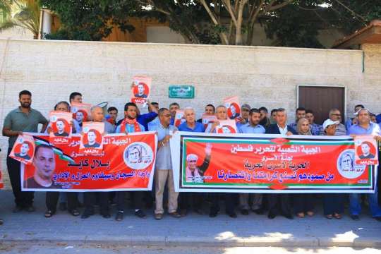 الأسير بلال كايد يرفض الإبعاد ويؤكد استمراره في الإضراب