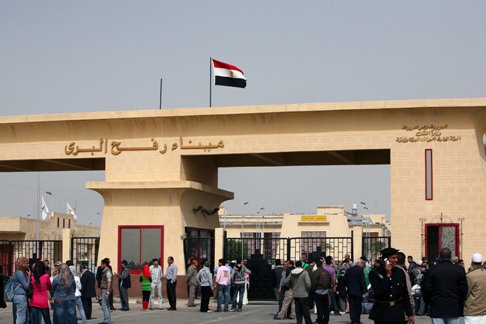 6300 مسافر مروا من معبر رفح الأسبوع الفائت