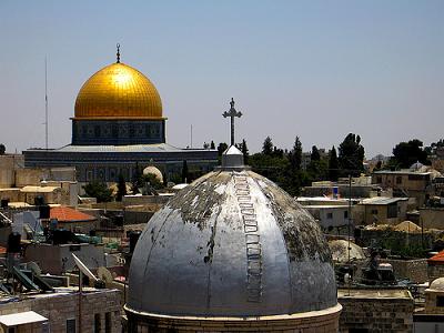 عيسى: الاحتلال يسعى لتهجير المسيحيين من القدس