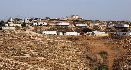 الخليل.. بؤرة استيطانية في بيت عوا