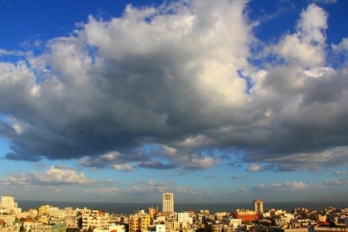 أجواء غائمة والحرارة أعلى من معدلاتها 