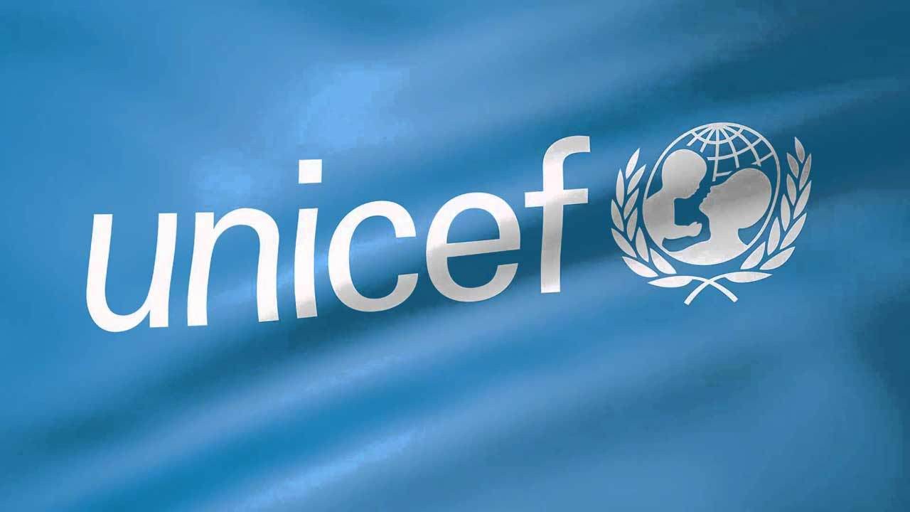 UNICEF-flag.jpg