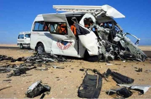 مقتل 24 شخصا وإصابة 18 آخرين بحادث تصادم بأسوان