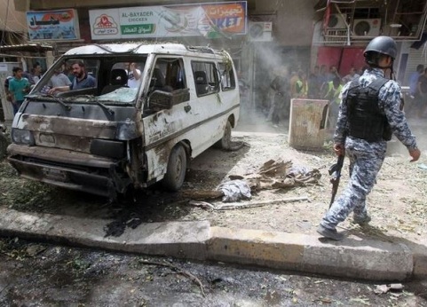 مقتل 9 وإصابة 29 بانفجار 3 سيارات في بغداد