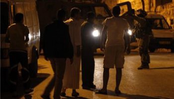 الاحتلال يعتقل 4 مقدسيين من الشيخ جراح والطور