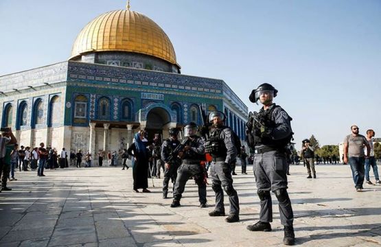 حصيلة.. 115 إصابة بالأقصى والاحتلال يعتدي على المعكتفين ويعتقلهم