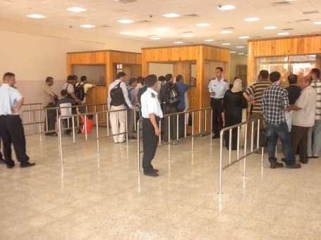فتح معبر الكرامة يوم غد 24 ساعة