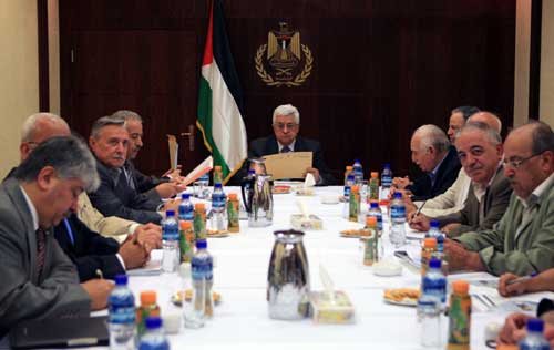 محدث.. عباس: الهم الأكبر للقيادة الفلسطينية هو إعادة إعمار غزة