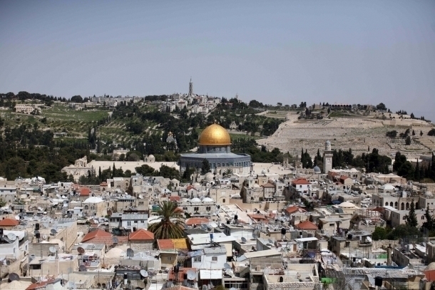 بلدية الاحتلال تقرّ بناء برج وسط القدس المحتلة