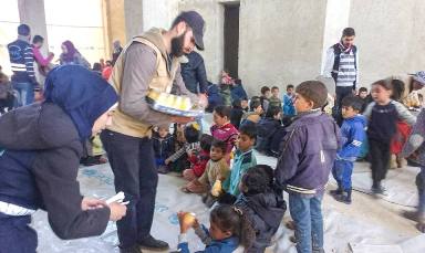 الهيئة الخيرية تواصل حملتها الإغاثية للنازحين من أحياء حلب الشرقية