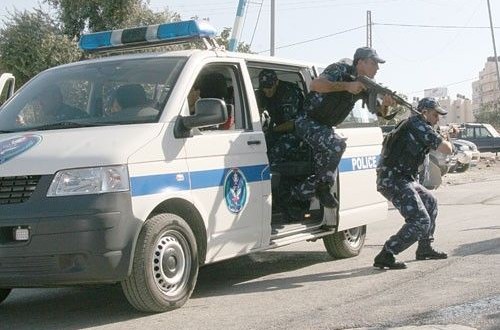 الشرطة الفلسطينية تبدأ حملة أمنية في العيزرية وأبو ديس