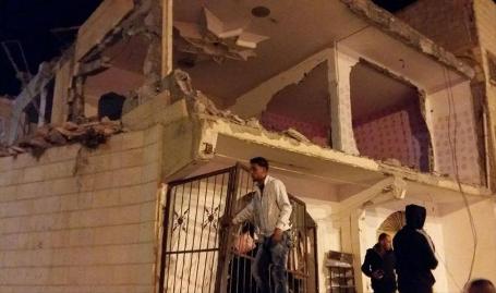الاحتلال يهدم منازل 3 شهداء في قباطية