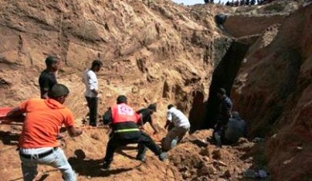 غزة.. مصرع شاب جراء انهيار نفق