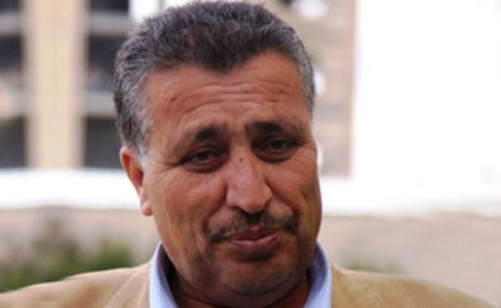 خريشة يطالب بحل الحكومة الفلسطينية