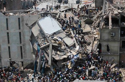 مصرع 3 عمال وإصابة آخرين بانهيار سقف مصنع جنوبي بنغلادش